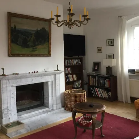 Schoene 150 Qm-wohnung In Jugendstil-villa Villa Dresde