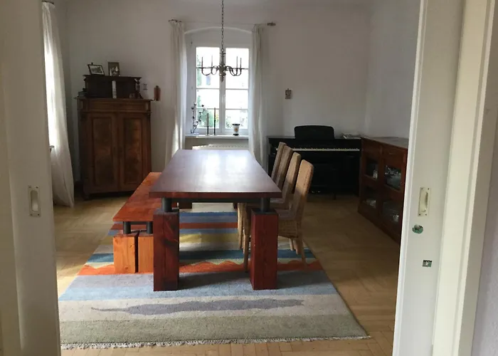 Villa Schoene 150 Qm-wohnung In Jugendstil-villa